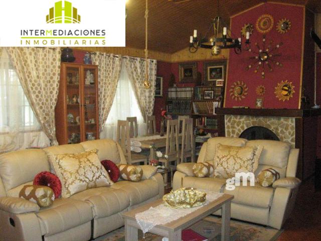 For sale of chalet in Albacete