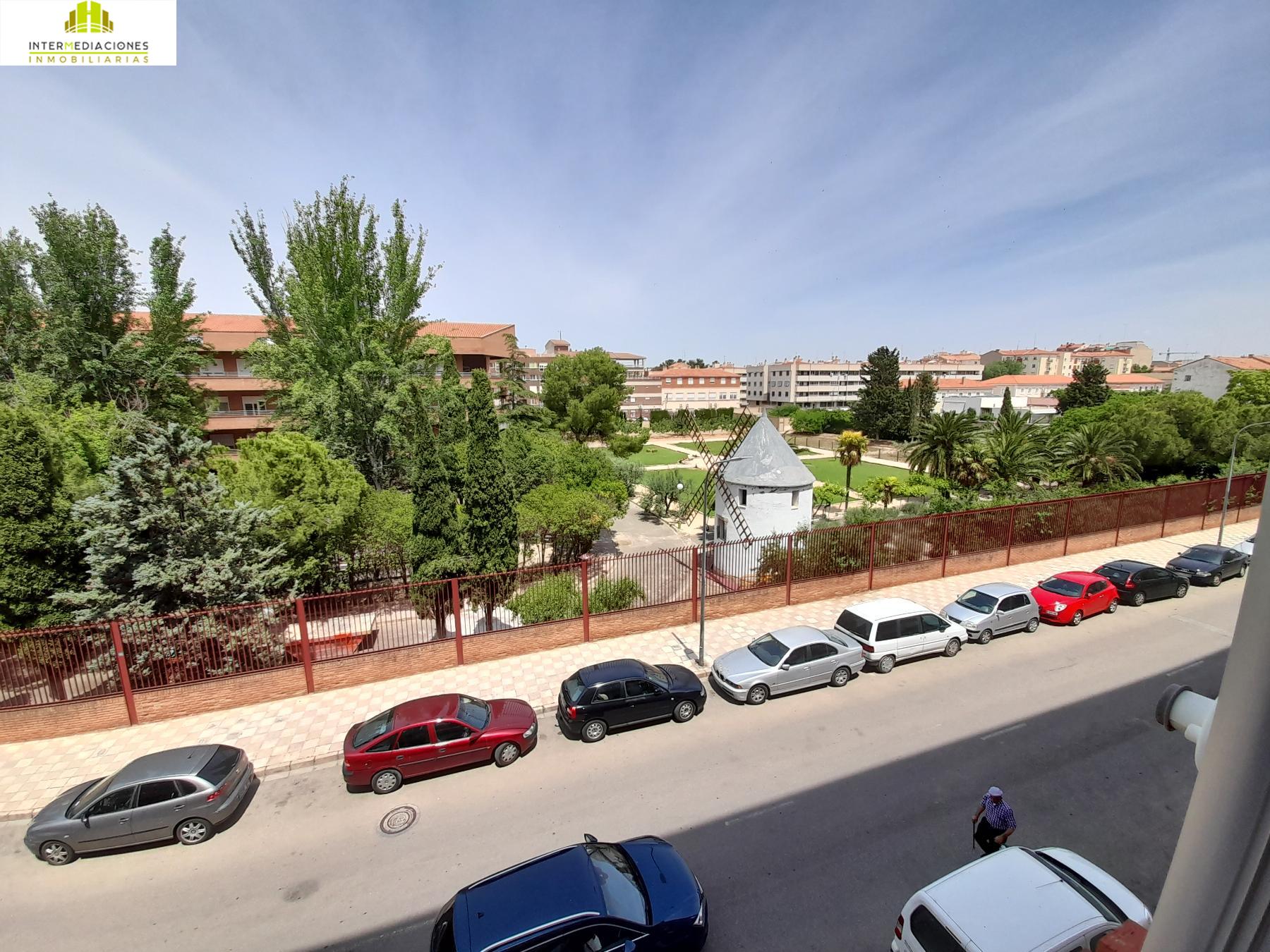 For sale of apartment in Albacete