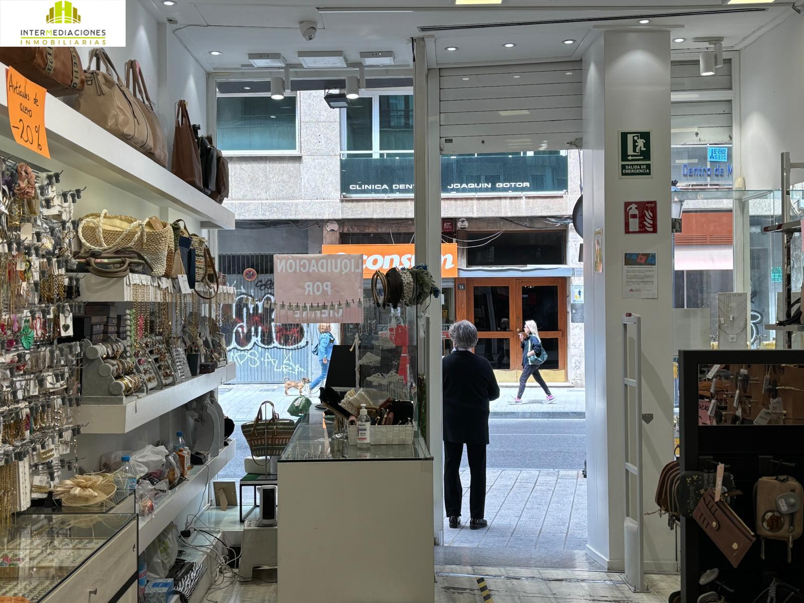 For rent of commercial in Albacete