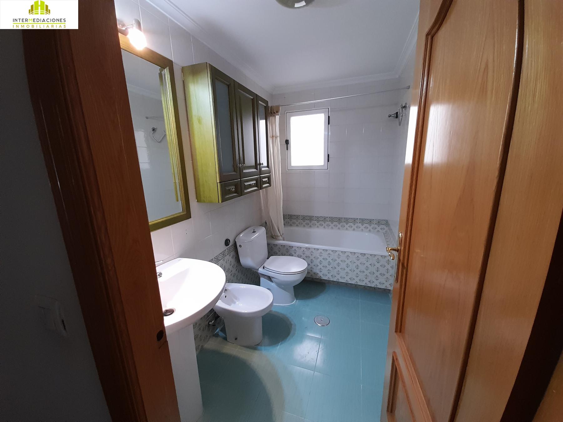 For sale of duplex in Albacete