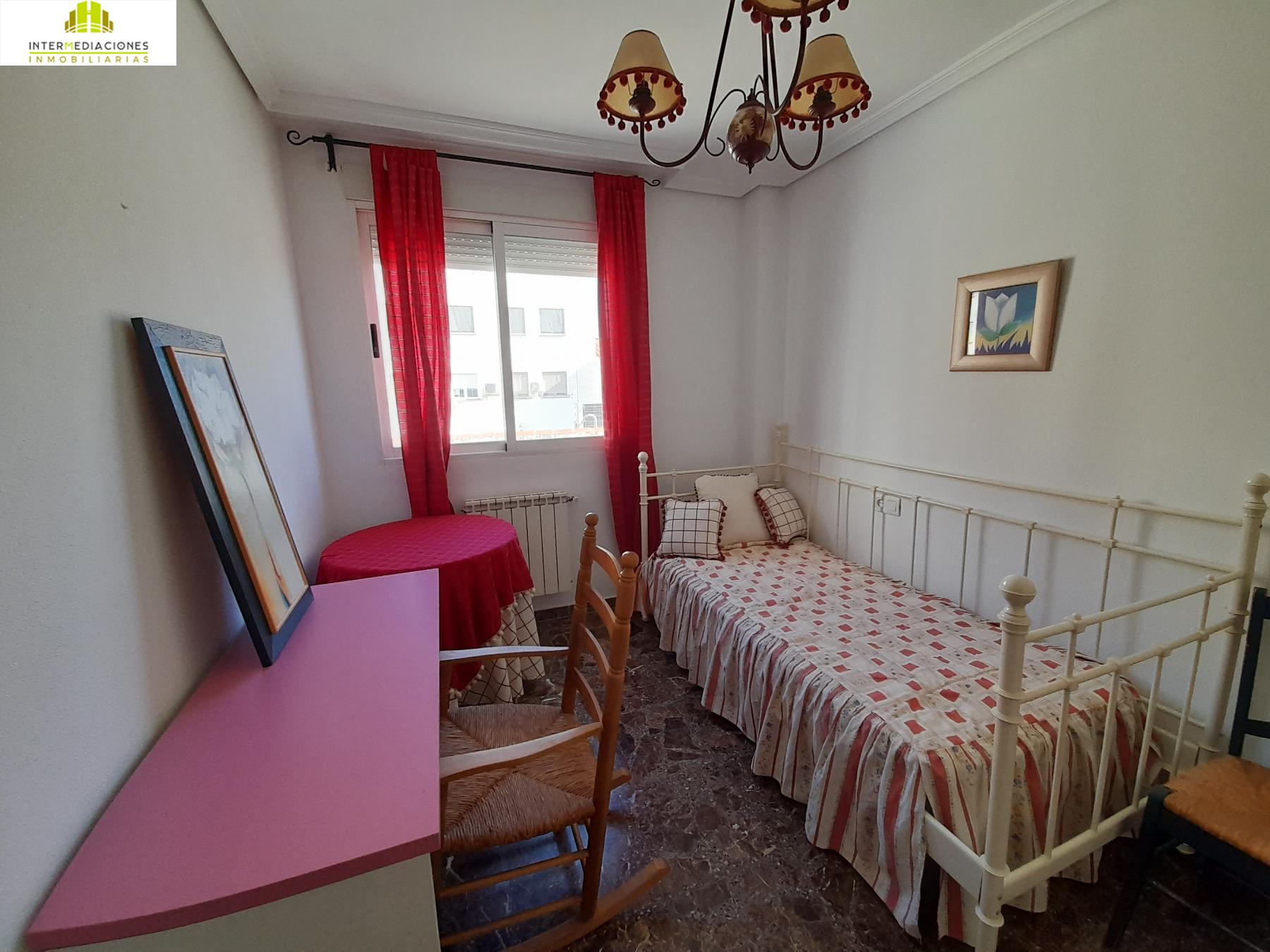 For sale of duplex in Albacete