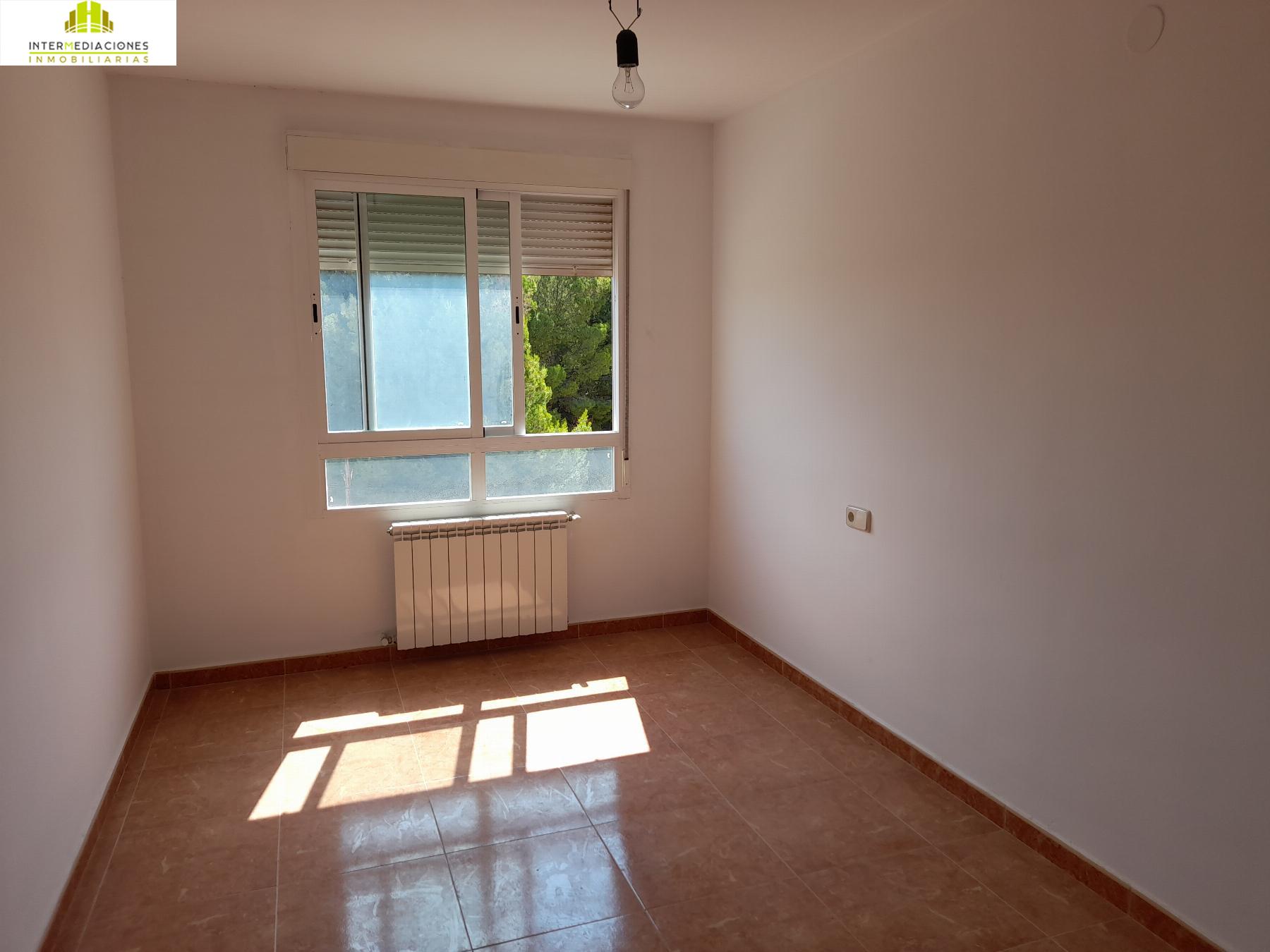 For sale of penthouse in Tobarra