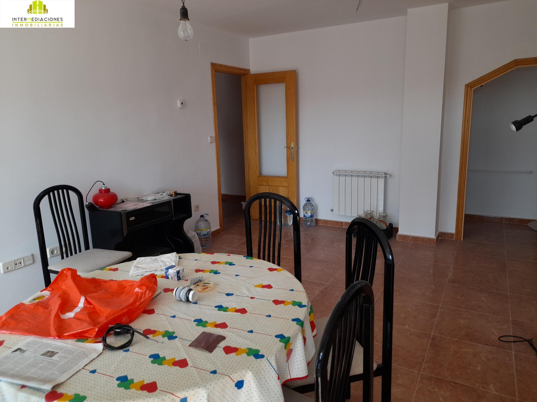 For sale of penthouse in Tobarra