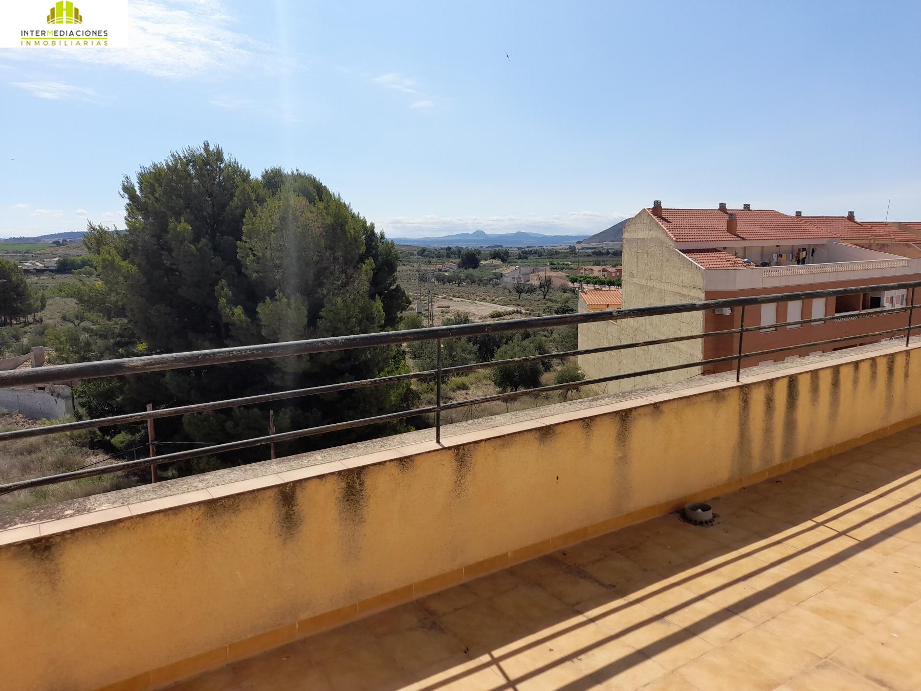 For sale of penthouse in Tobarra