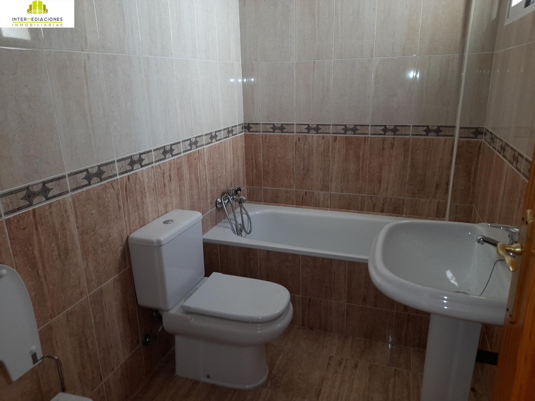 For sale of penthouse in Tobarra