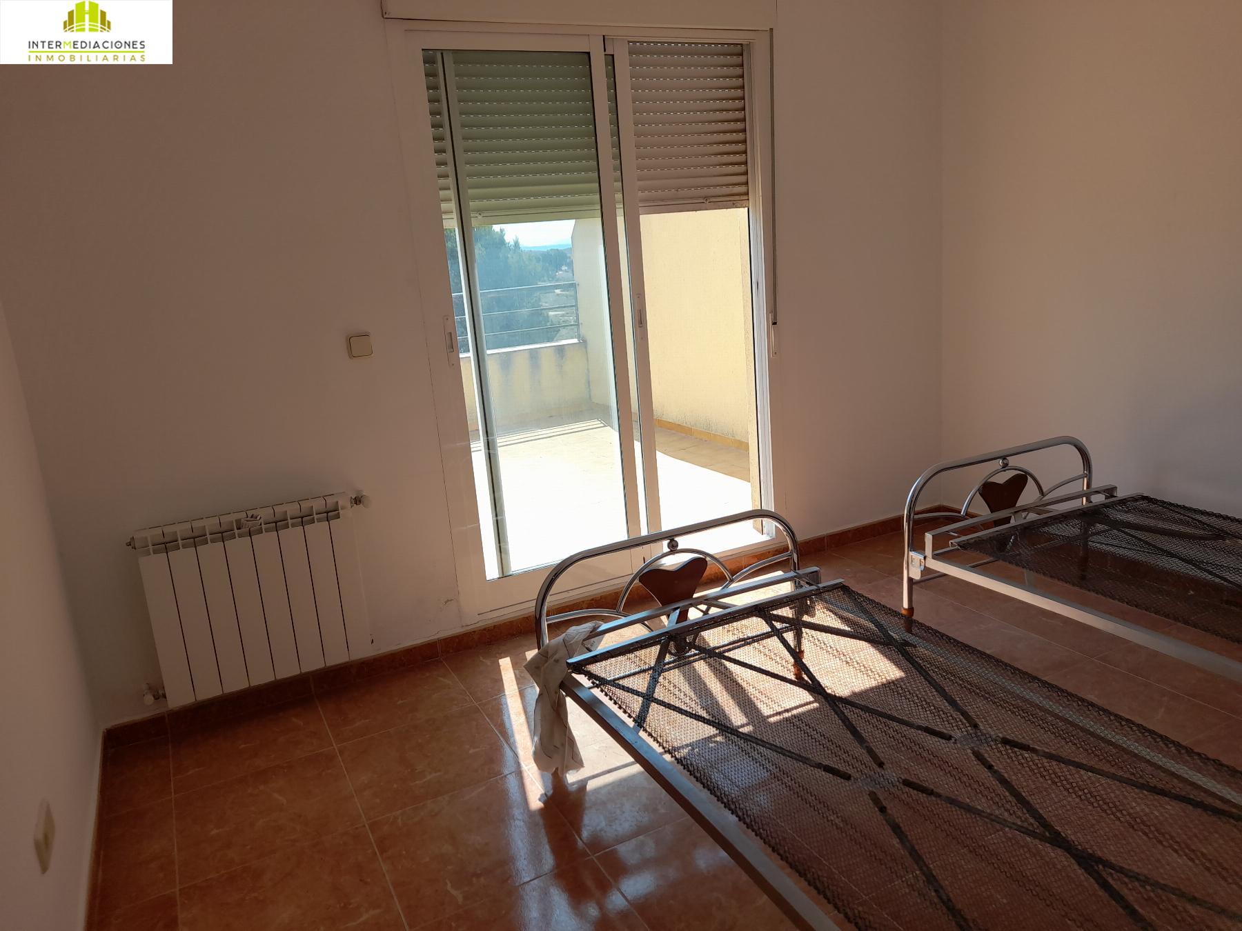 For sale of penthouse in Tobarra