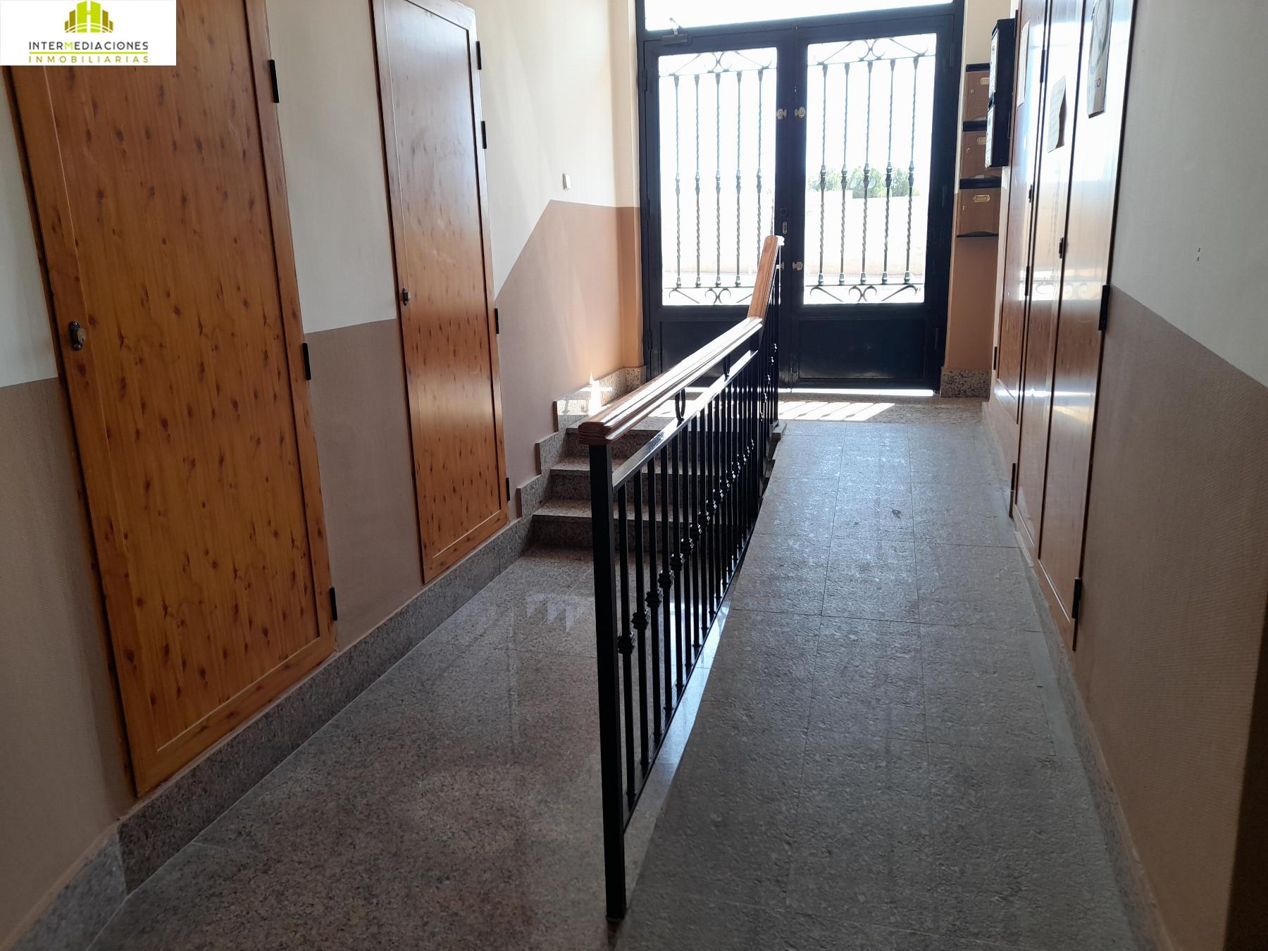 For sale of penthouse in Tobarra
