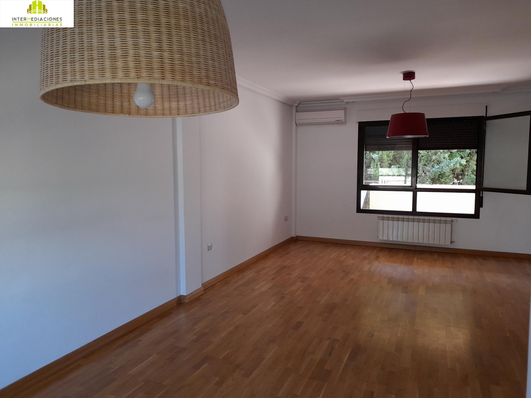 Venta de chalet en Aguas Nuevas
