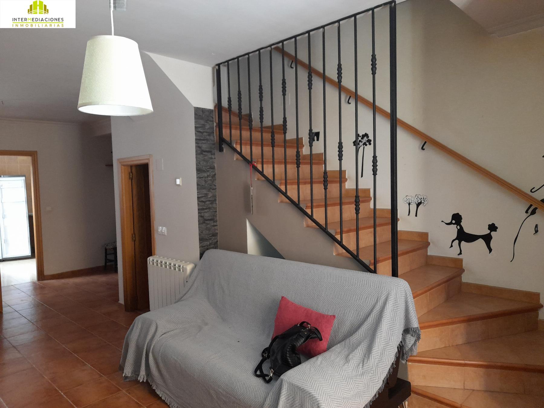 For sale of house in Chinchilla de Monte-Aragón
