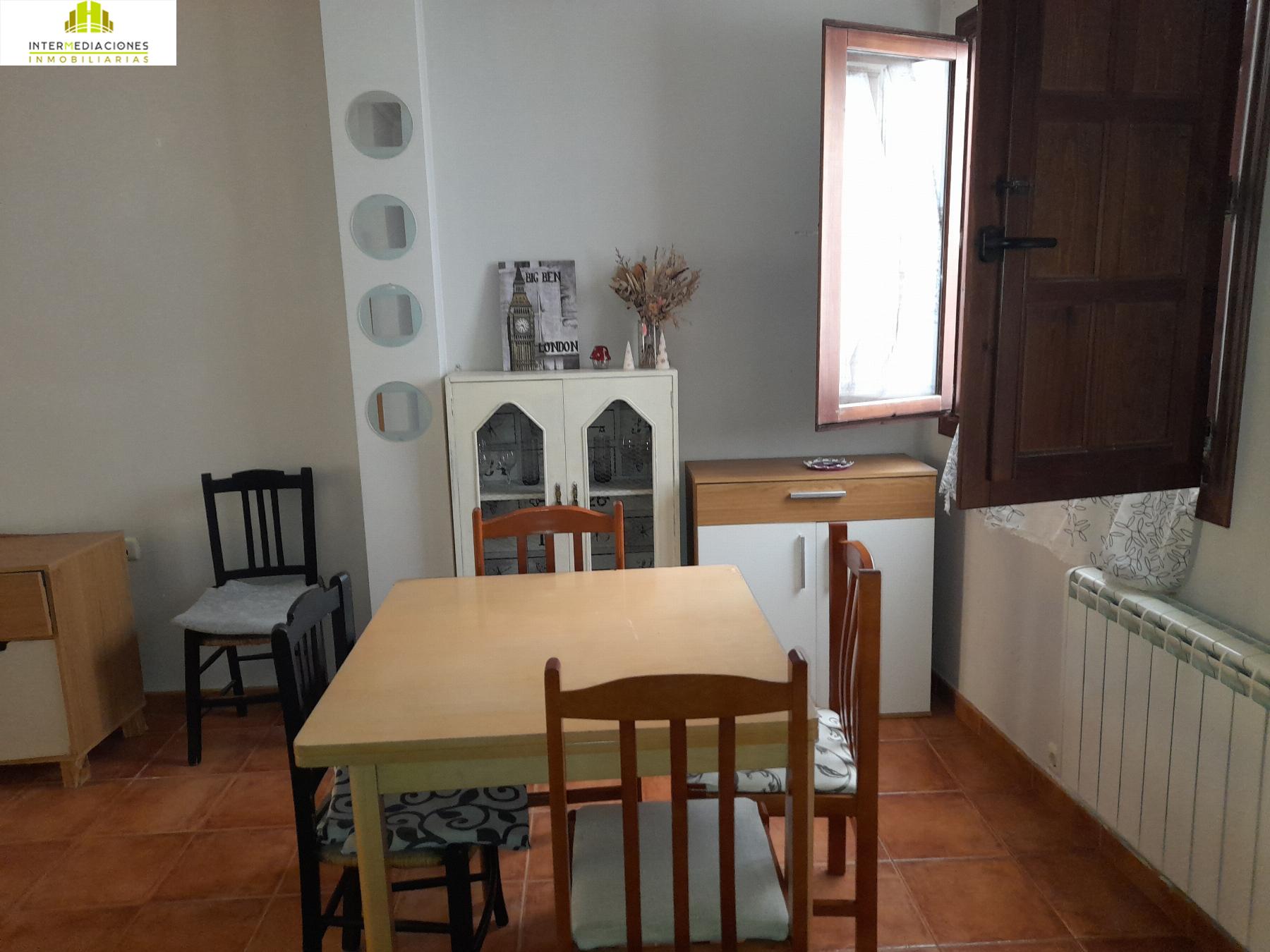 For sale of house in Chinchilla de Monte-Aragón