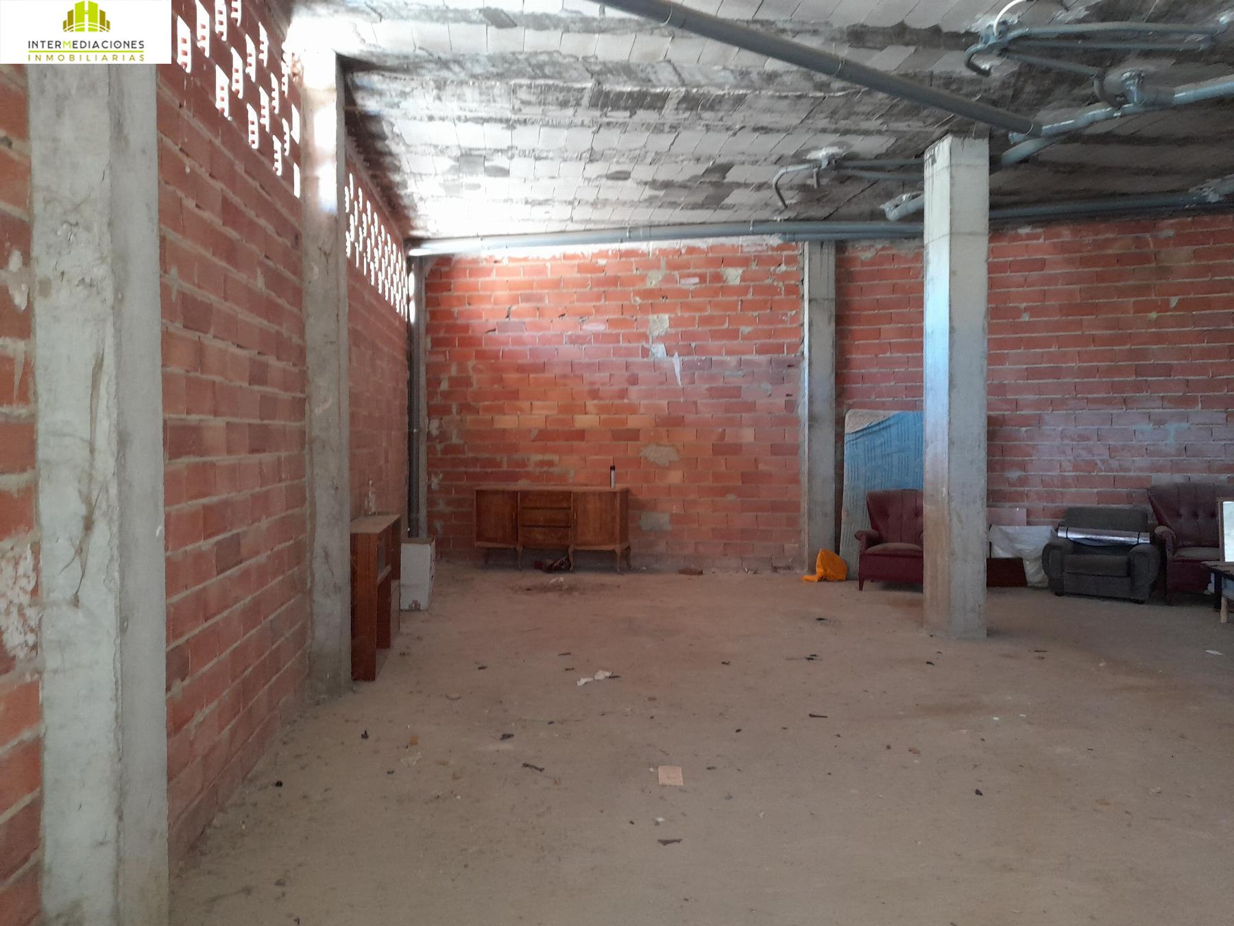 For sale of commercial in Tobarra