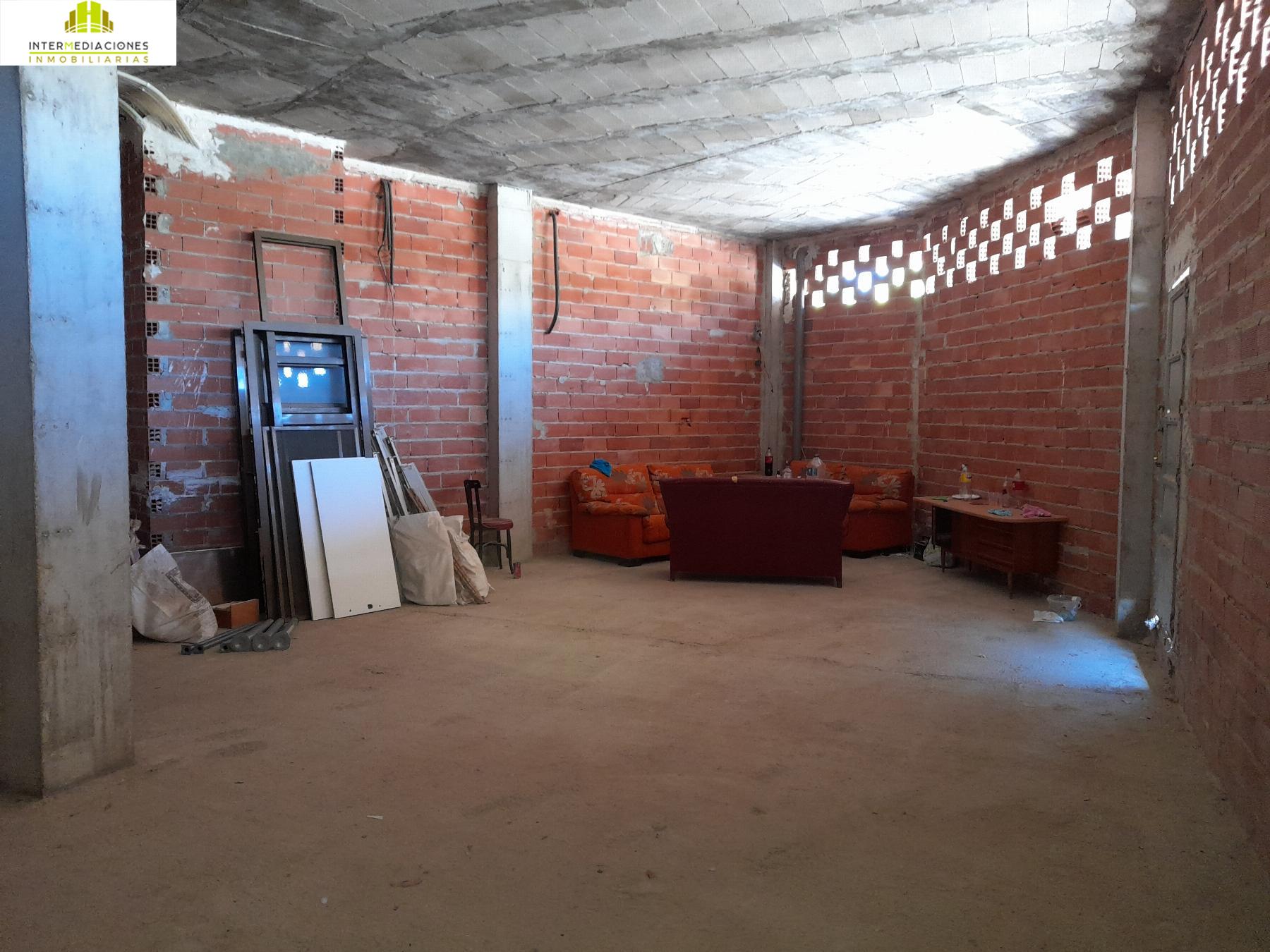 For sale of commercial in Tobarra
