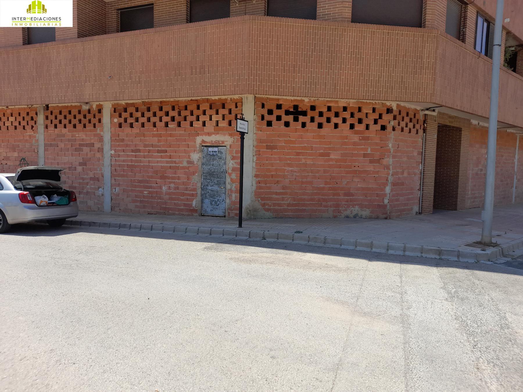 For sale of commercial in Tobarra