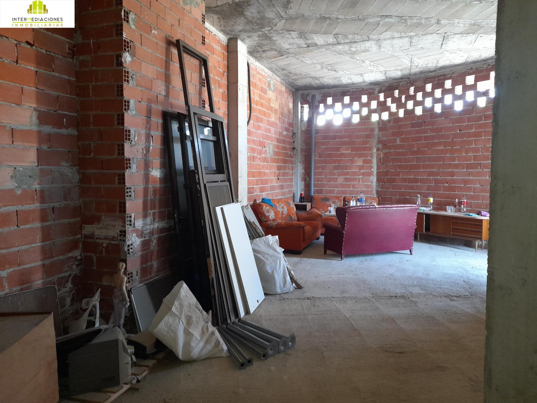 For sale of commercial in Tobarra