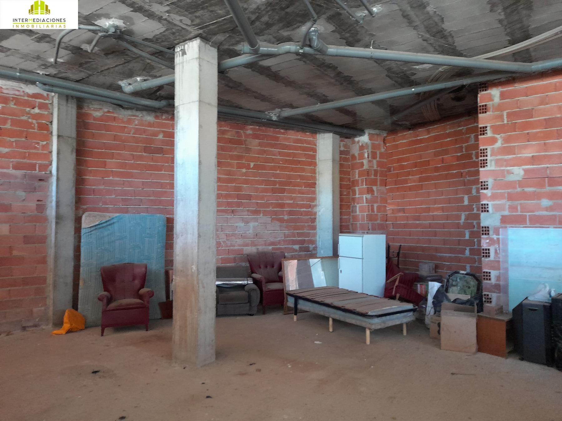 For sale of commercial in Tobarra