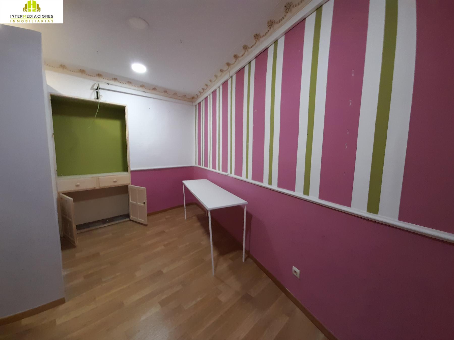 For rent of commercial in Albacete