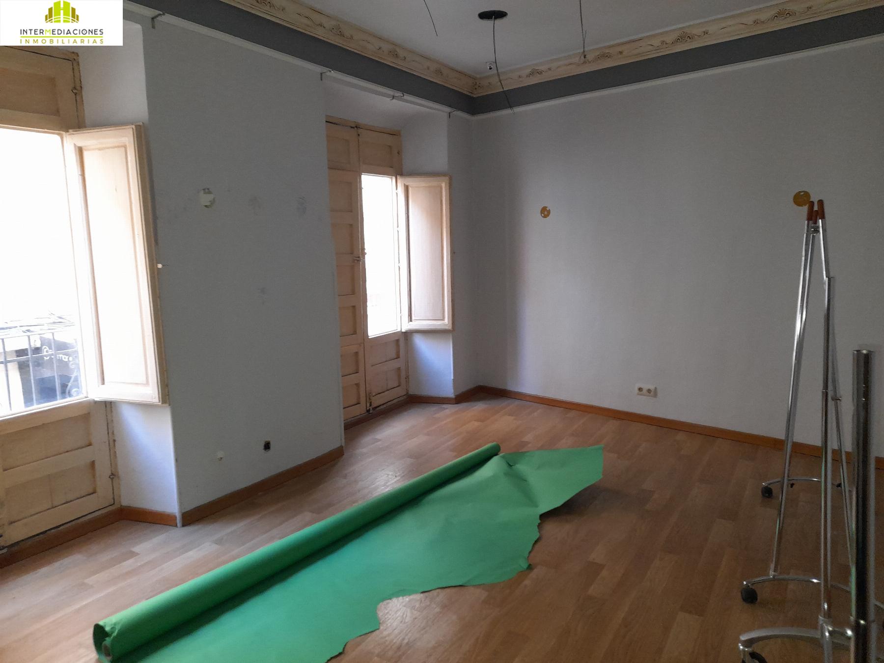 For rent of commercial in Albacete
