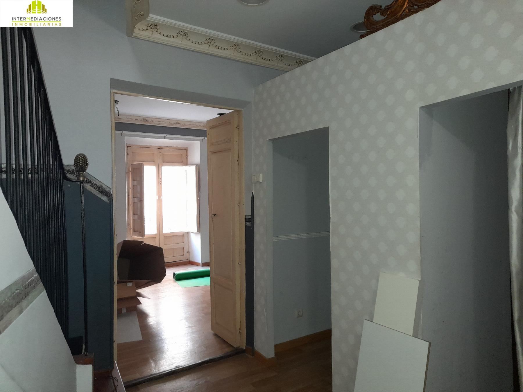 For rent of commercial in Albacete