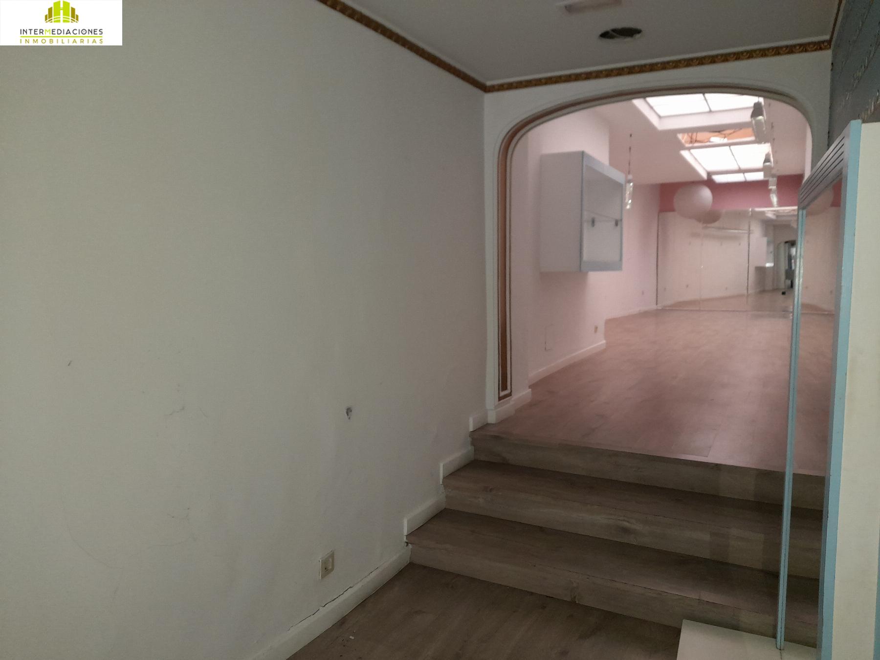 For rent of commercial in Albacete