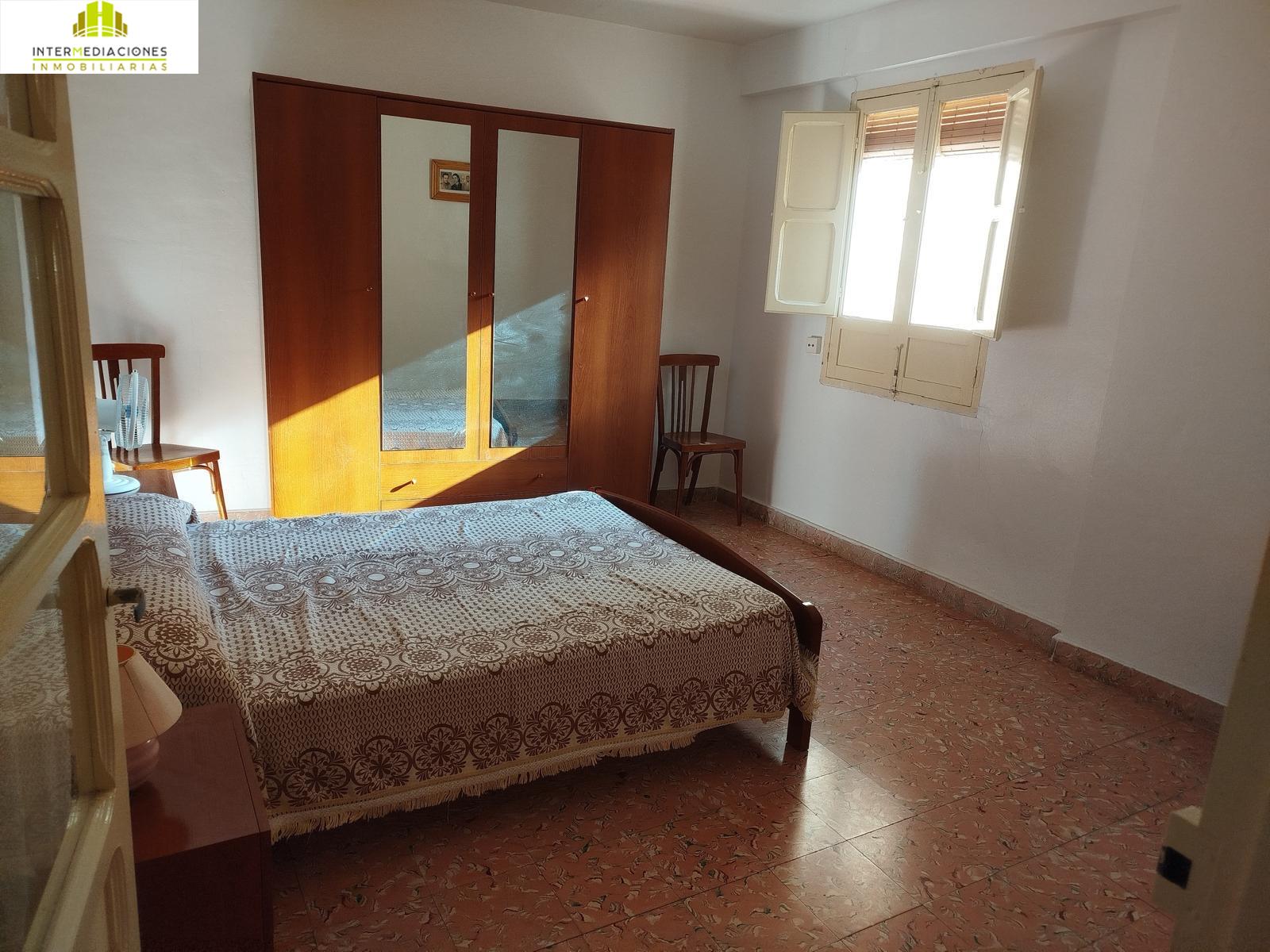 For sale of house in Liétor