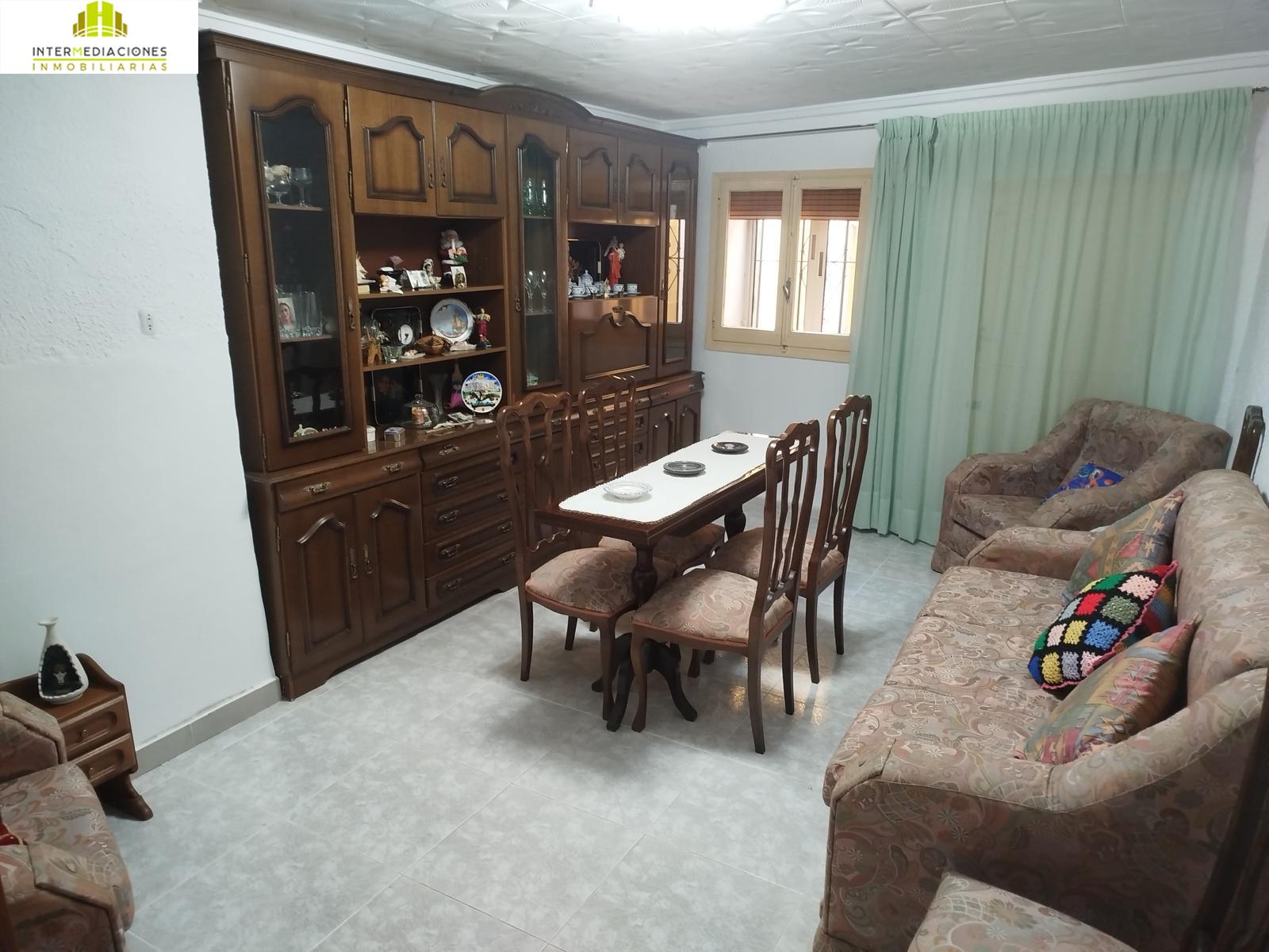 For sale of house in Liétor