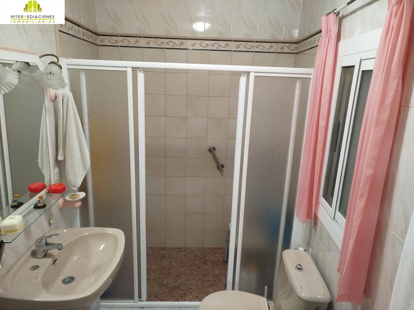 For sale of house in Liétor