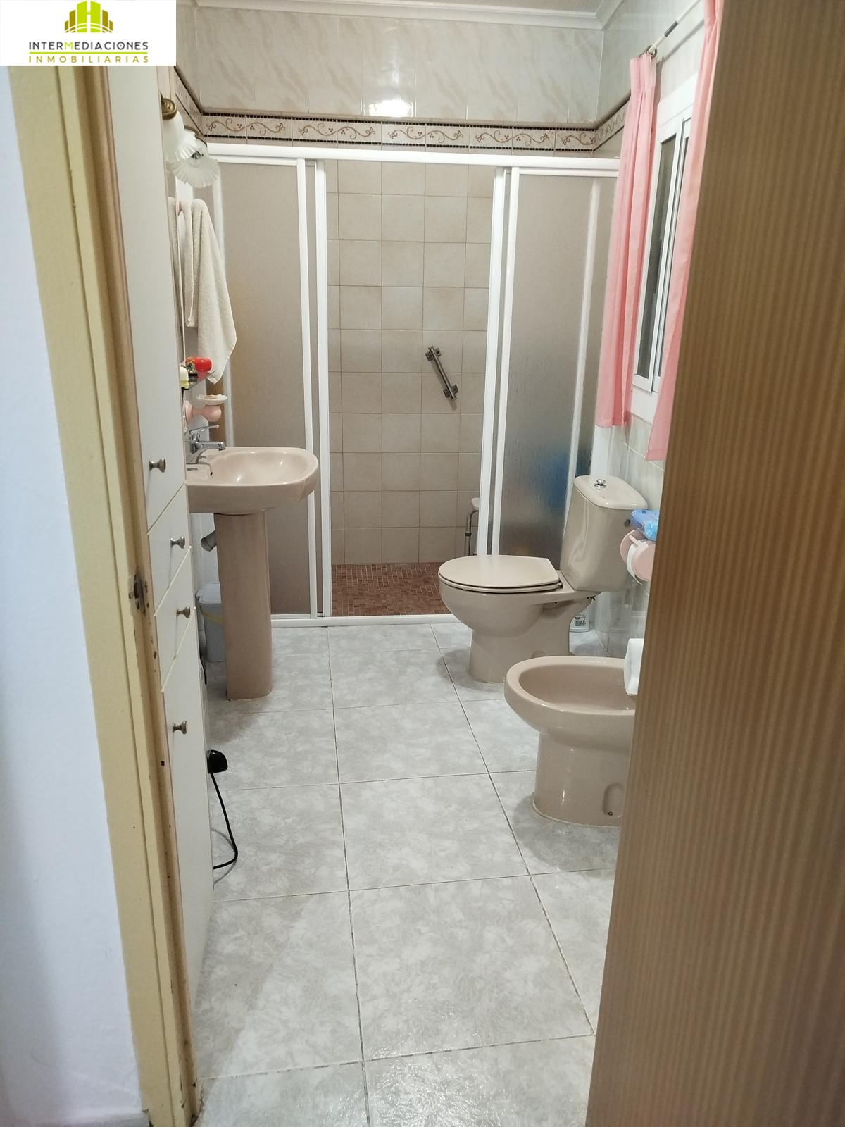 For sale of house in Liétor