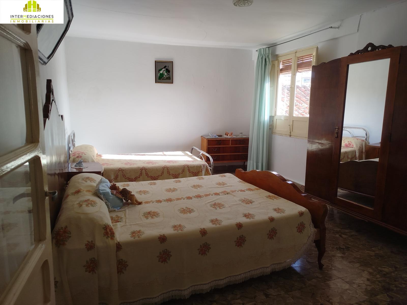 For sale of house in Liétor
