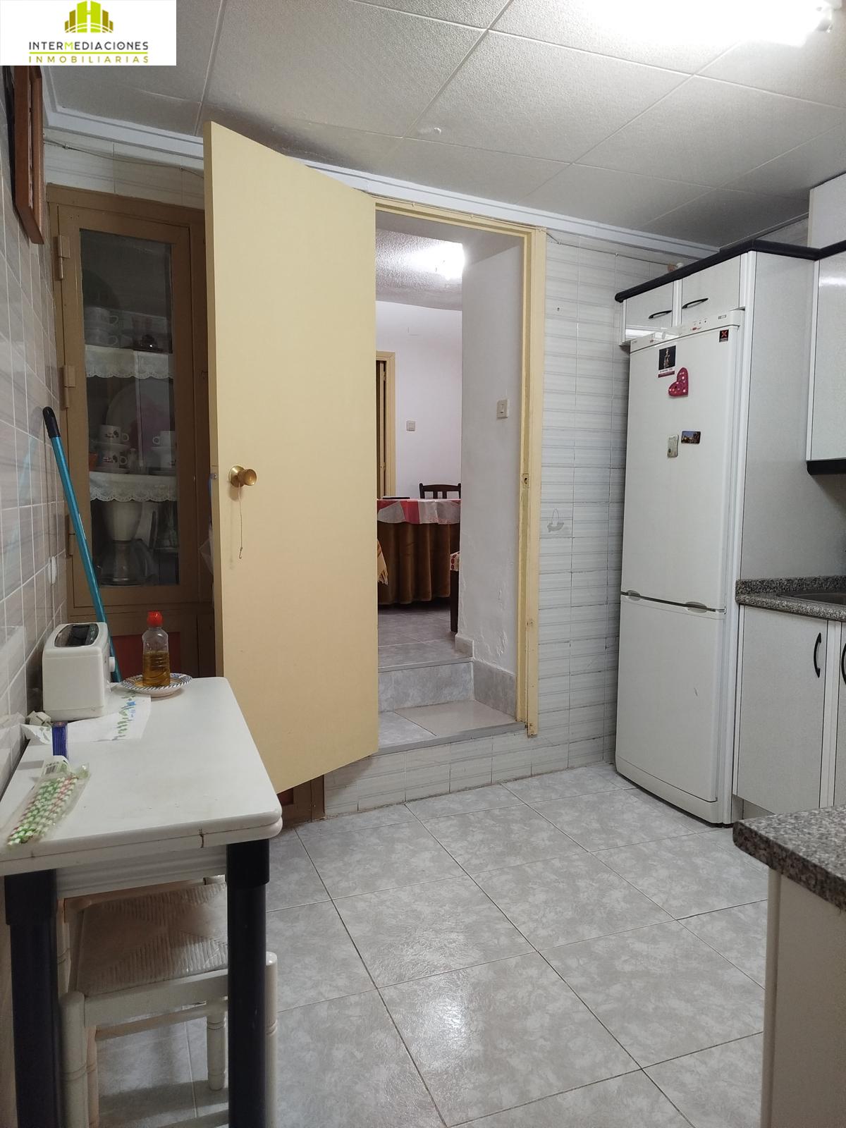 For sale of house in Liétor