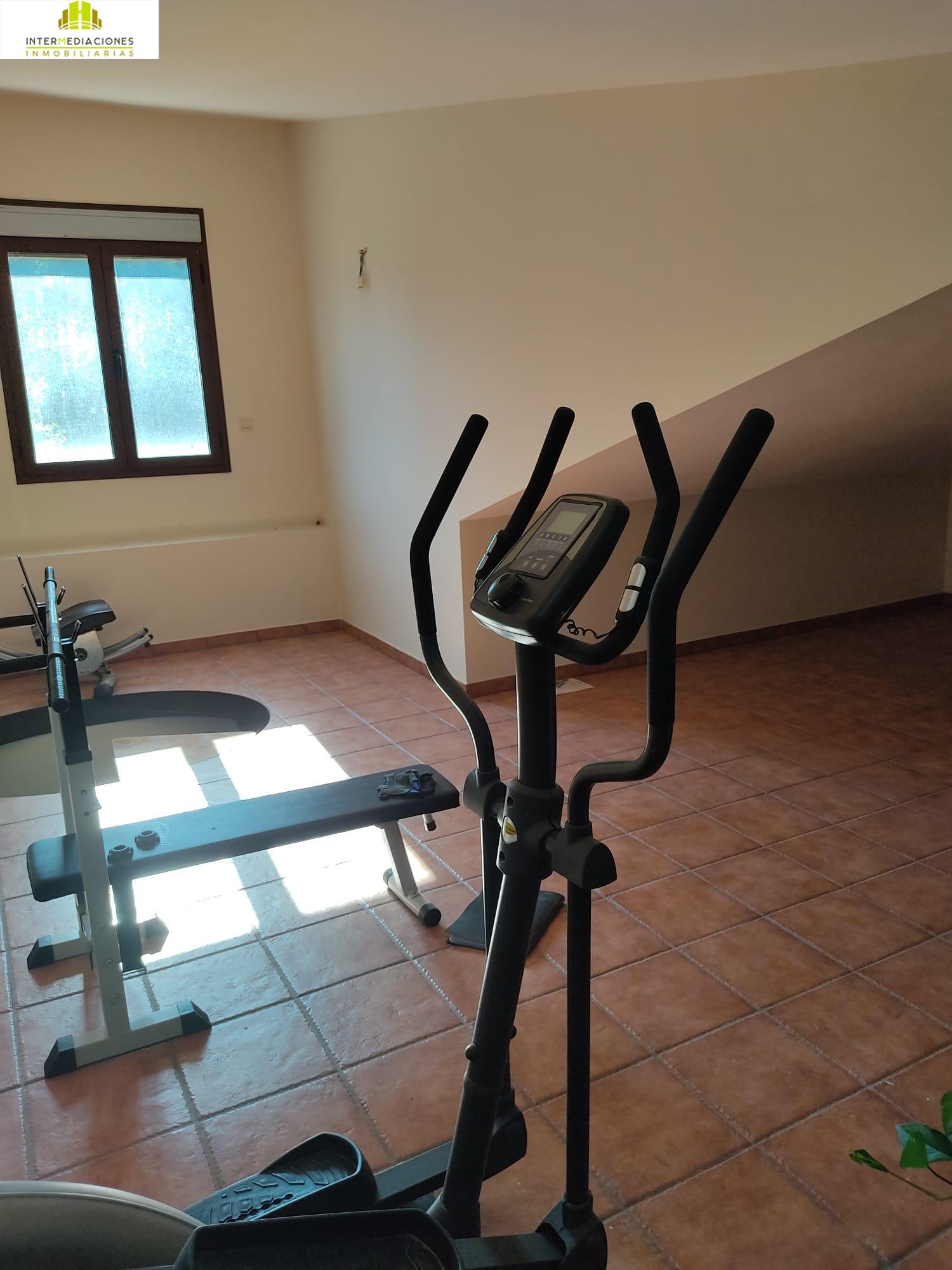 For sale of chalet in Albacete