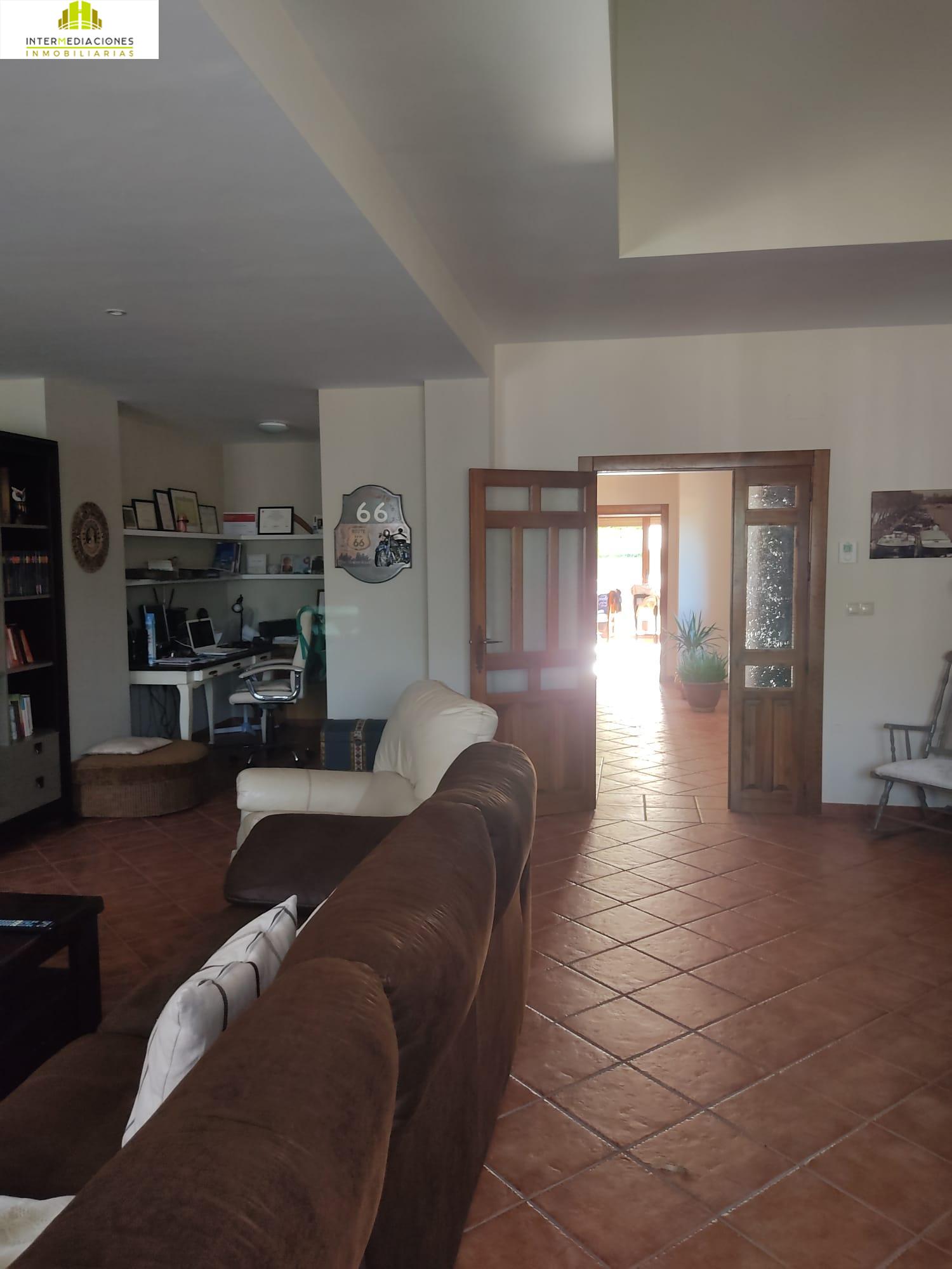 For sale of chalet in Albacete