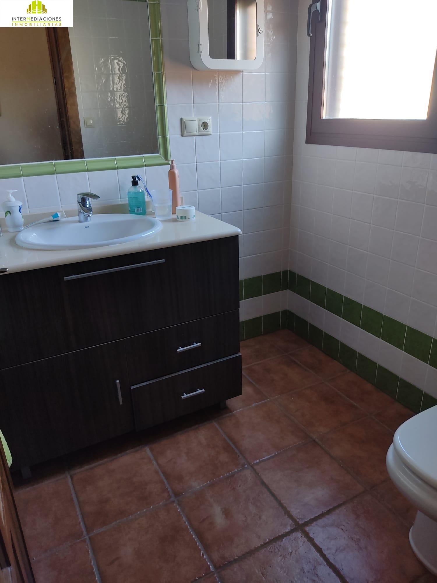 For sale of chalet in Albacete