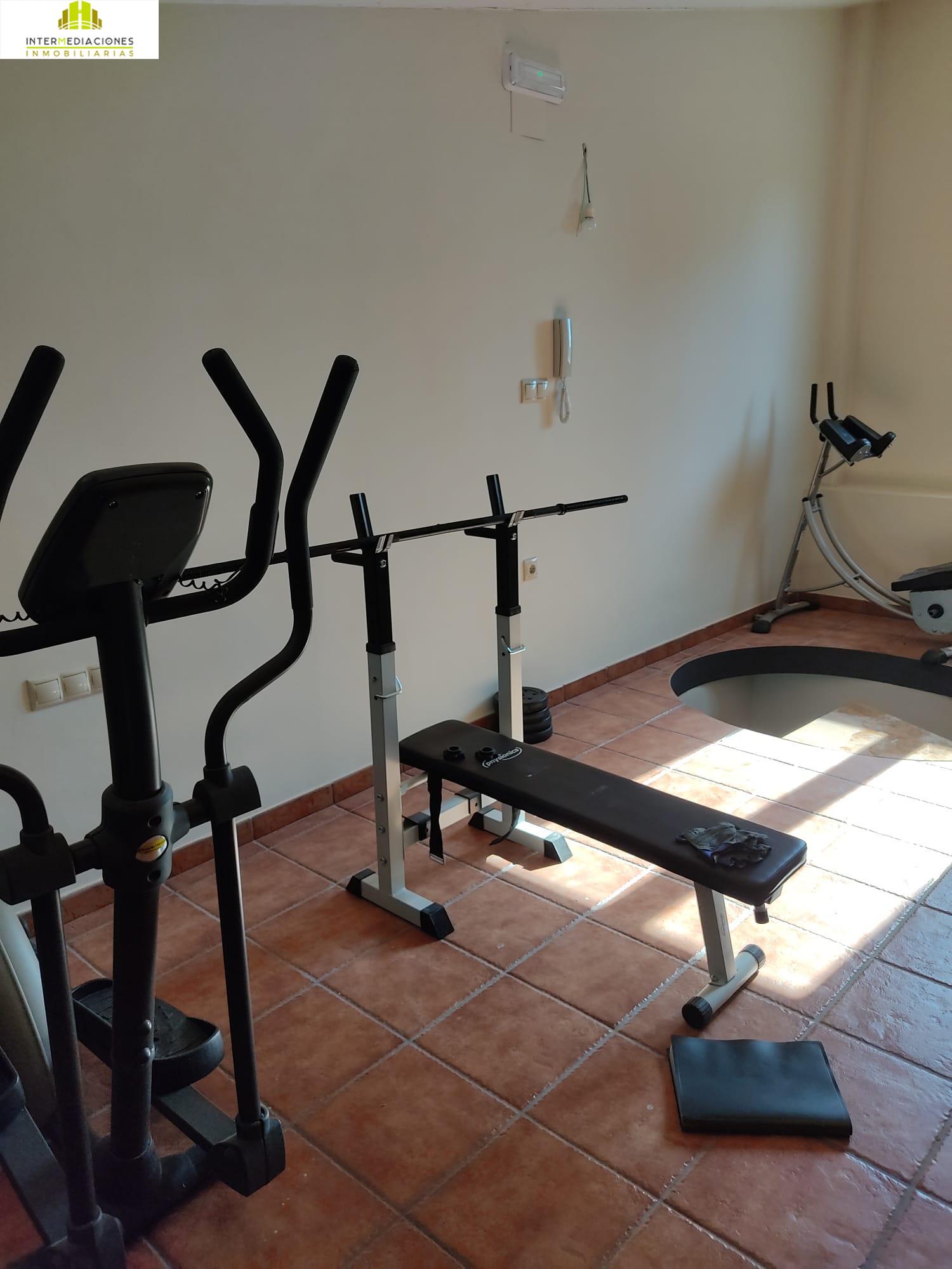 For sale of chalet in Albacete
