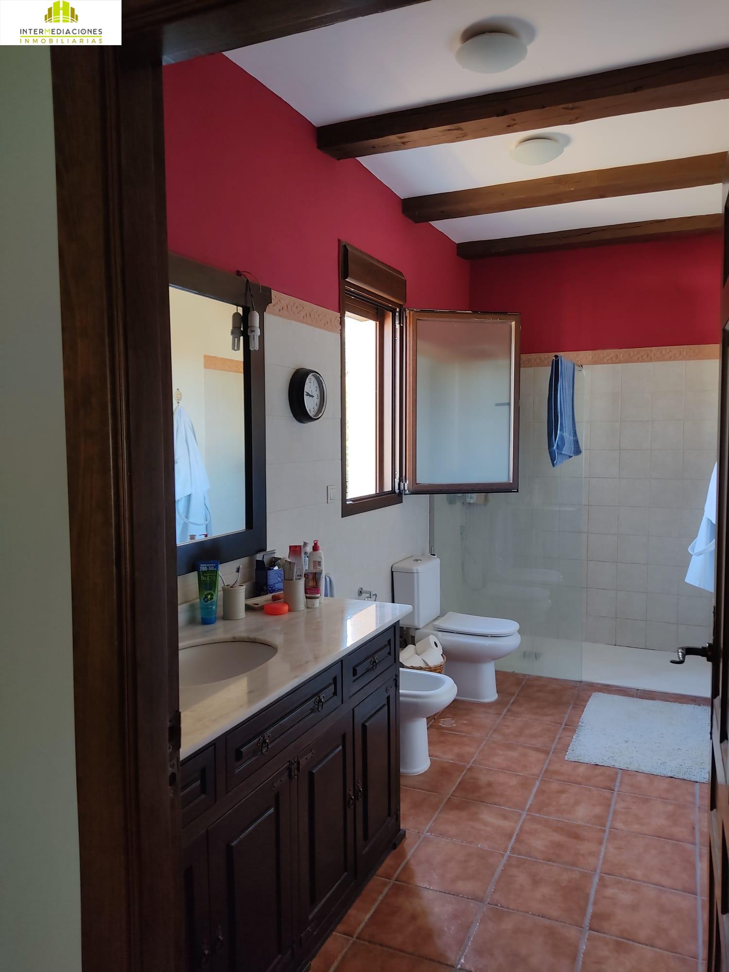 For sale of chalet in Albacete