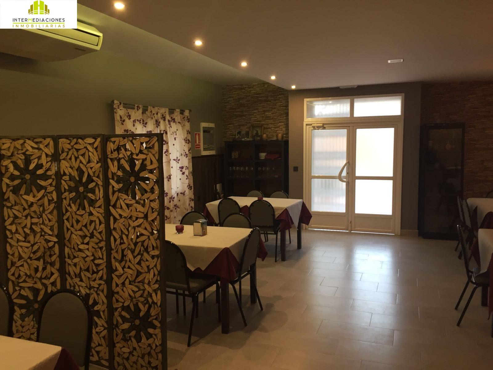 For sale of commercial in Tobarra