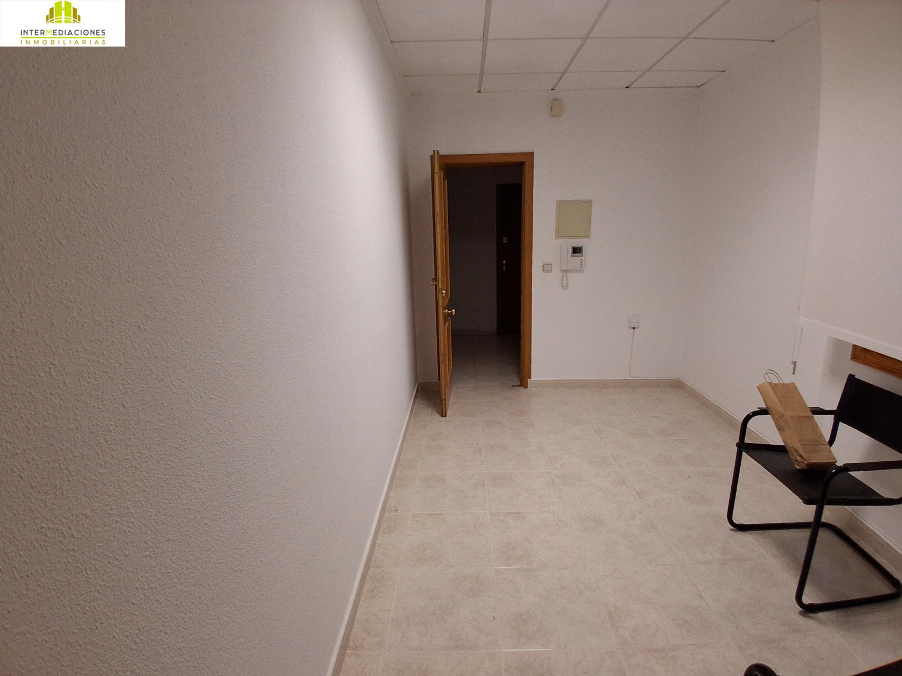 For sale of office in Albacete