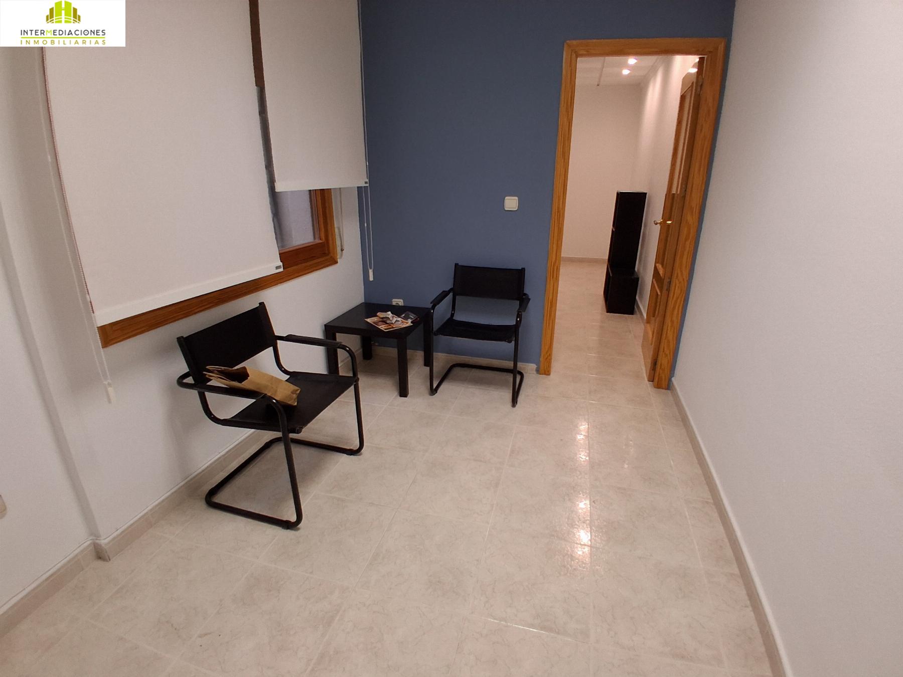 For sale of office in Albacete