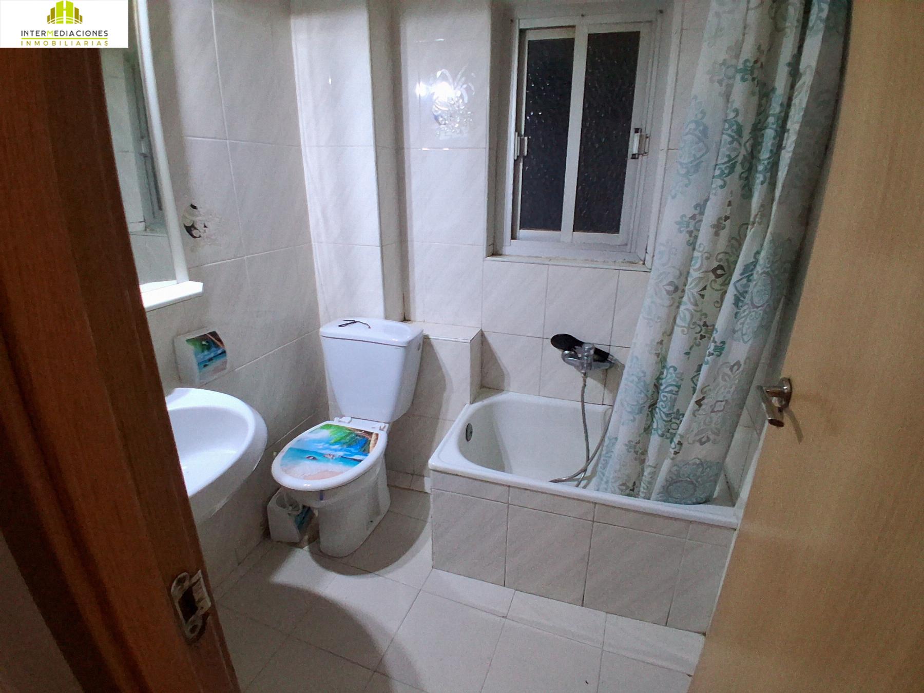 For sale of flat in Albacete