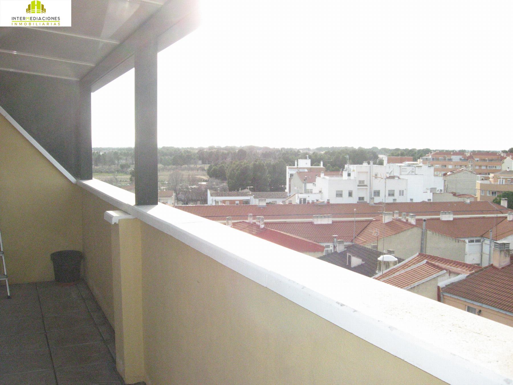 For rent of penthouse in Albacete