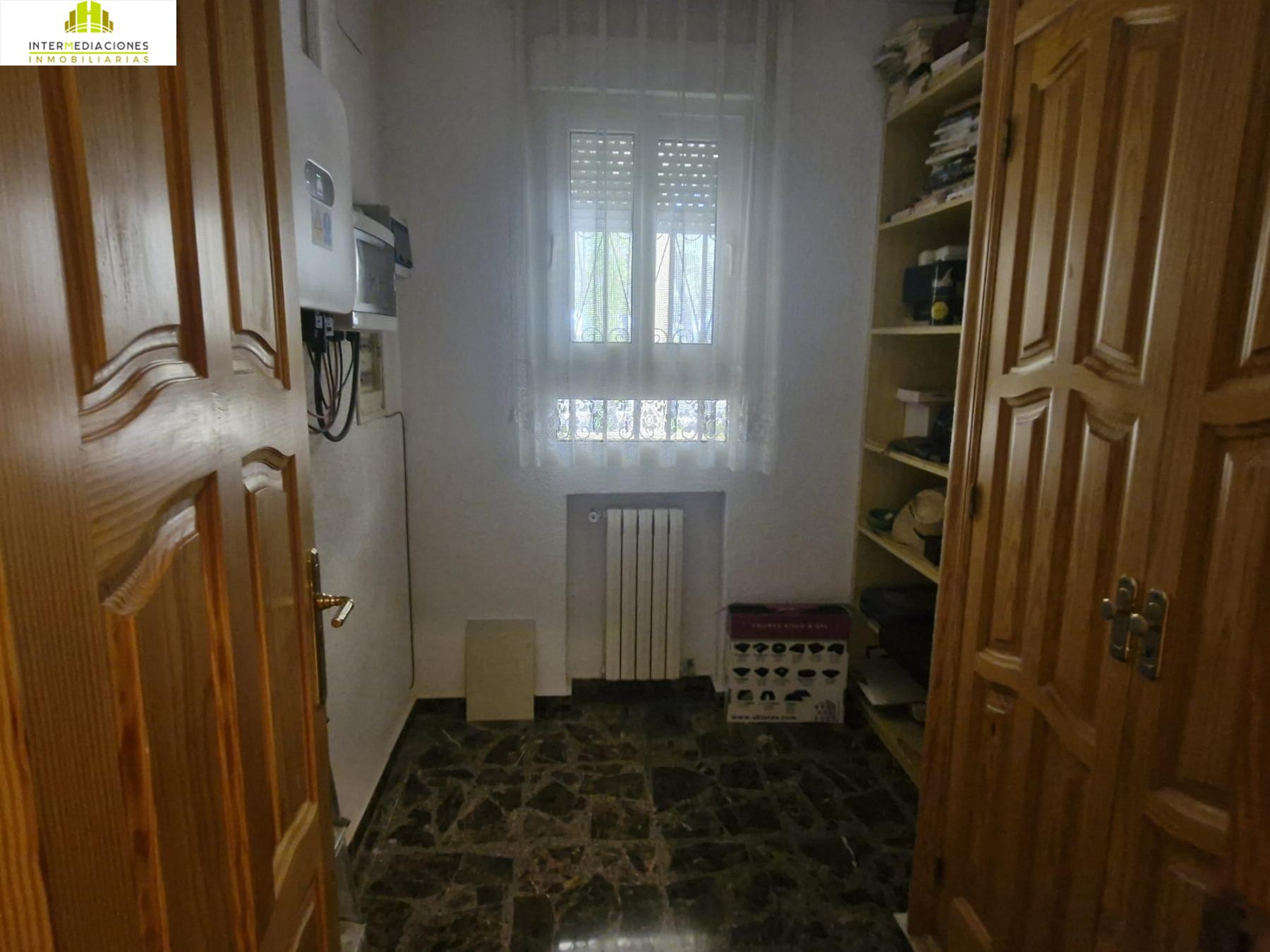For sale of chalet in Albacete