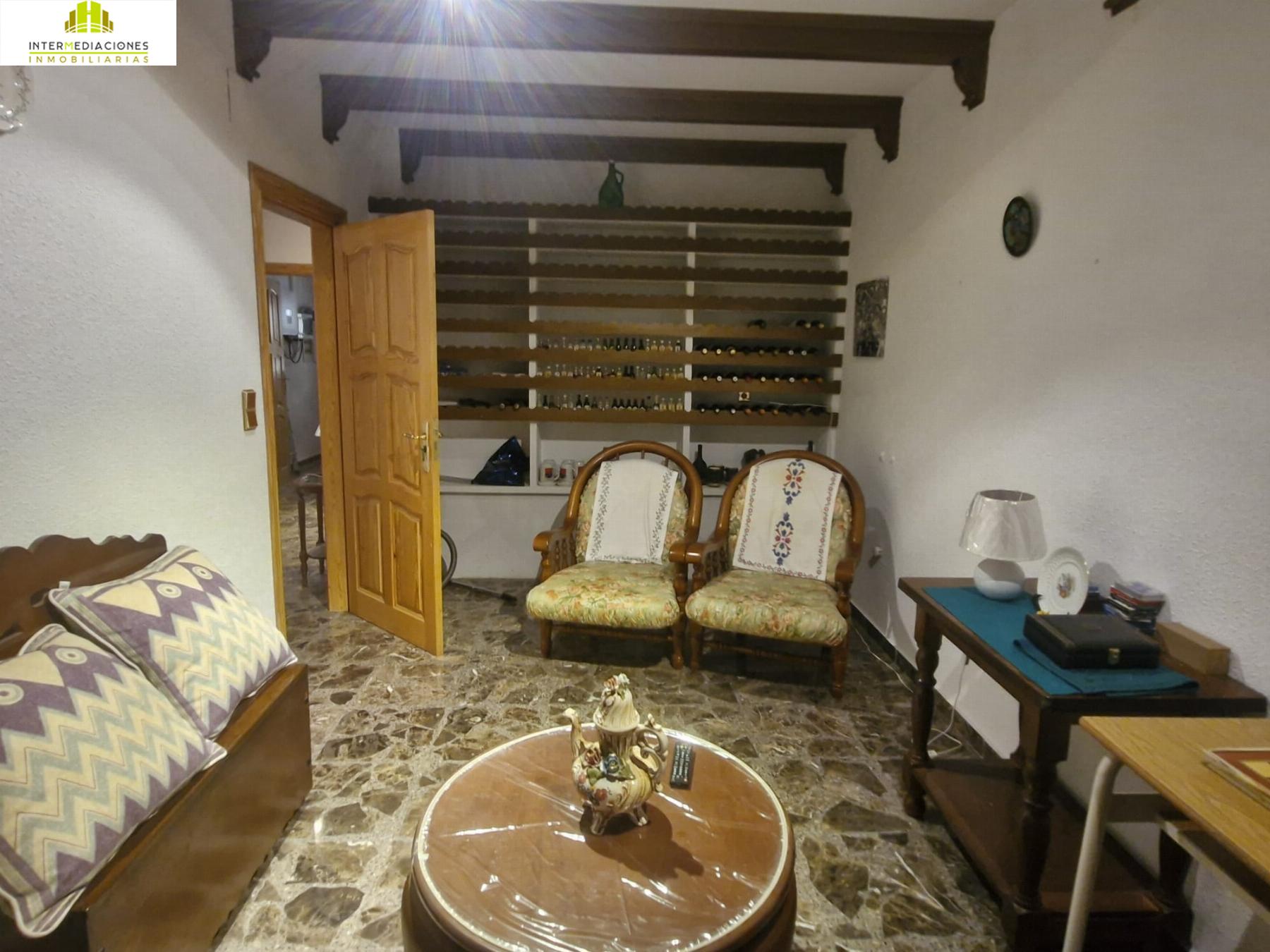 For sale of chalet in Albacete