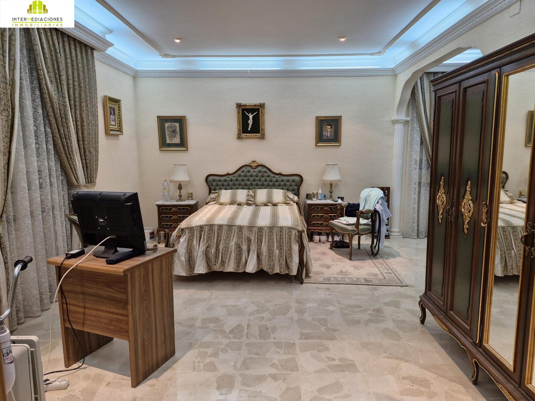 For sale of chalet in Albacete