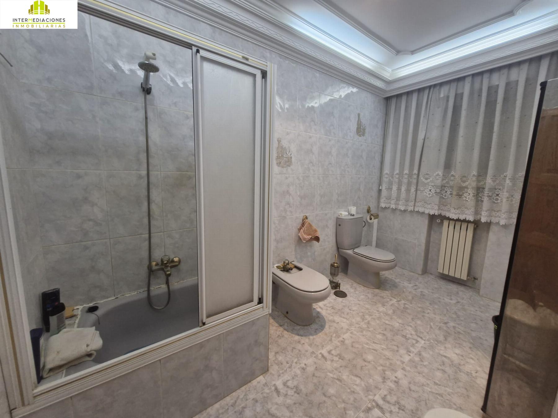 For sale of chalet in Albacete