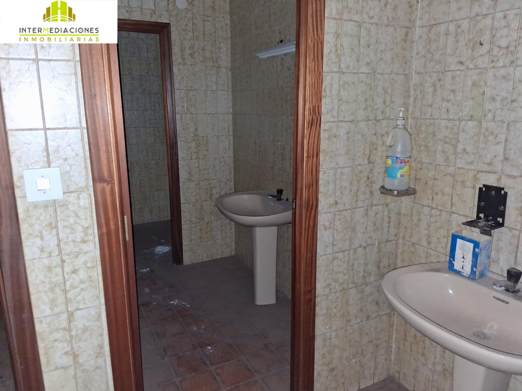 Venta de local en Albacete