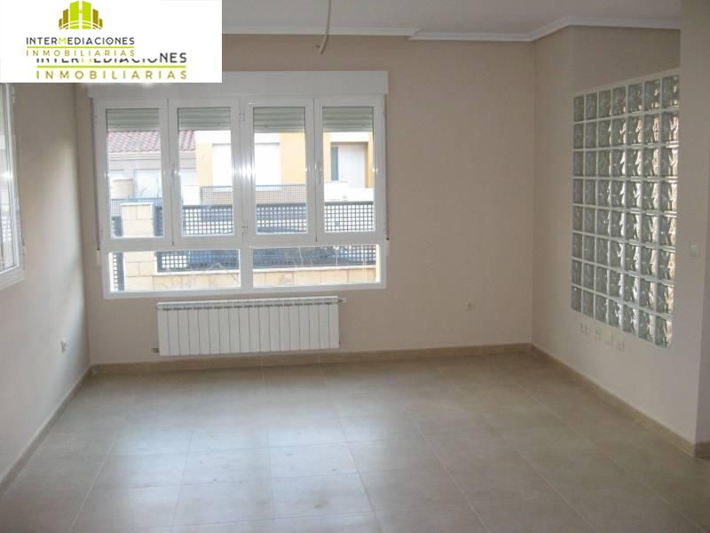 Venta de casa en Chinchilla de Monte-Aragón