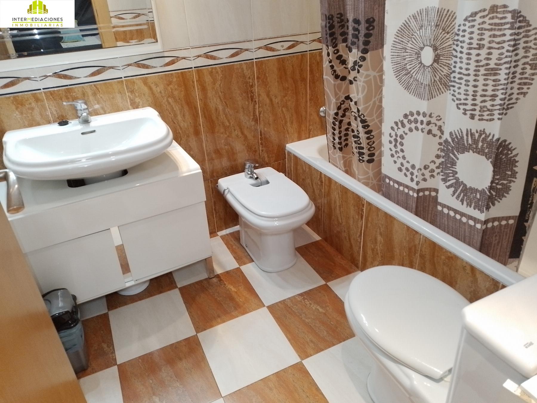 For sale of flat in Albacete