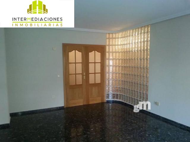 For sale of flat in Albacete