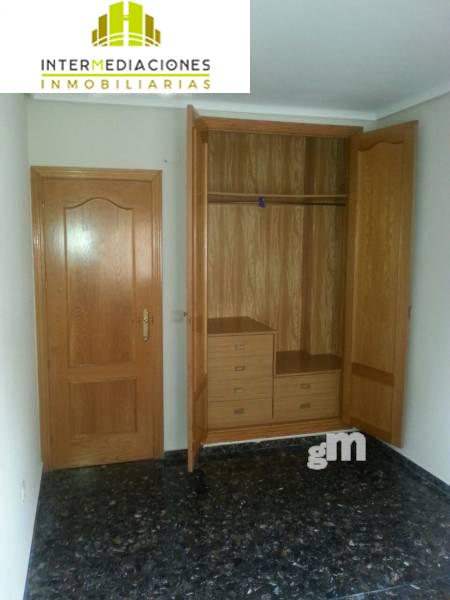 For sale of flat in Albacete