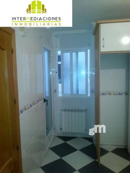 For sale of flat in Albacete