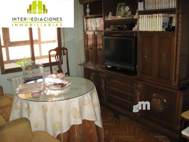 For sale of flat in Albacete